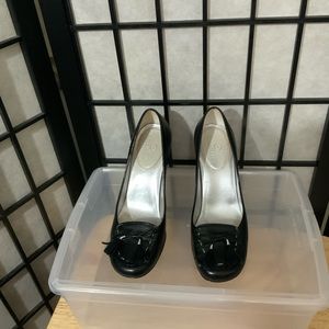 Cole Haan Women Leather Tassel Pumps In Black. 3 1/2” Heel Height